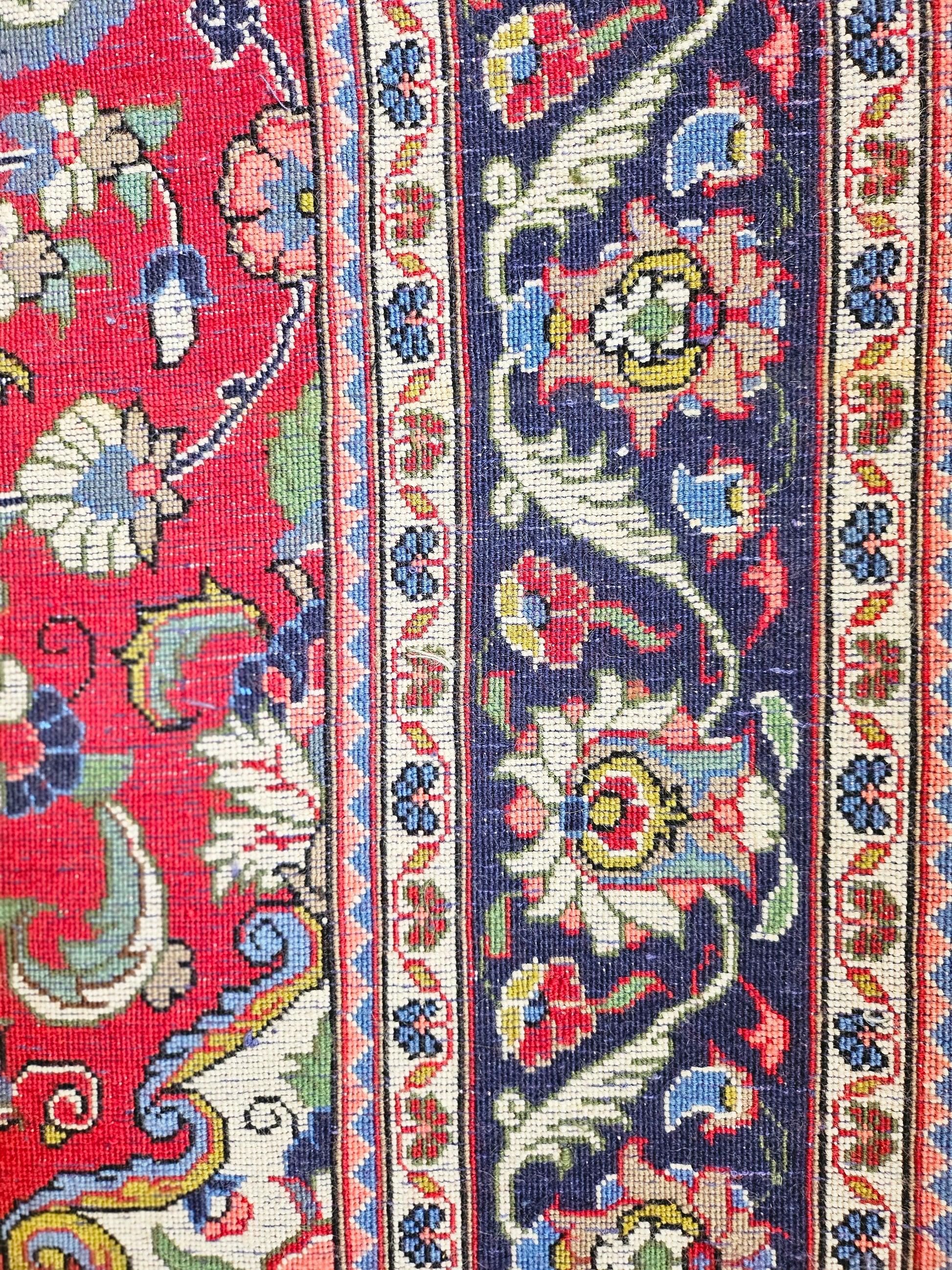 Handmade Kashan Floral Persian Rug