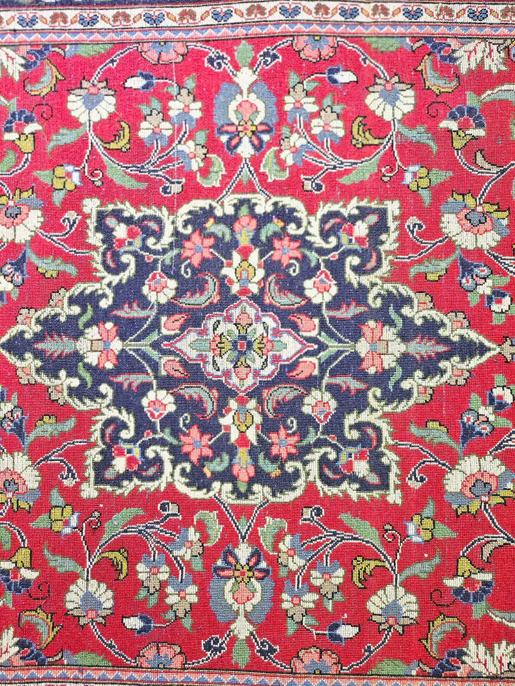 Handmade Kashan Floral Persian Rug