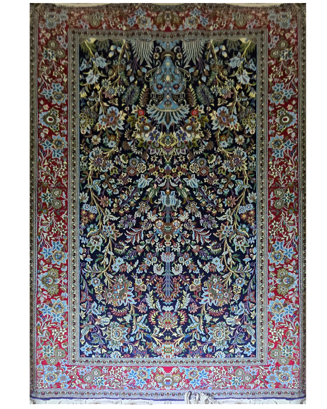 Shah Abbasi Medallion with Islimi Vinework